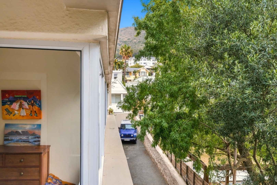2 Bedroom Property for Sale in Green Point Western Cape